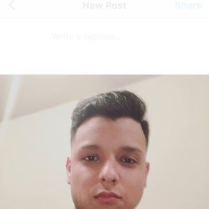 Meet your Posher, Julian